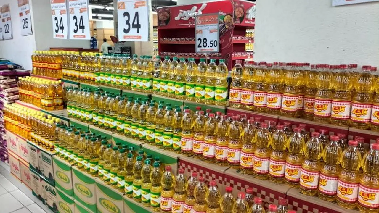 تحديث الأسعار.. خزن الزيت قبل رمضان في مجمعات الاستهلاكية 2026